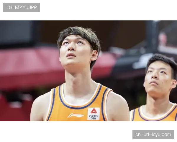 上海119-116险胜福建,王哲林20分10篮板助球队豪取18连胜 上海119-116险胜福建,王哲林20分10篮板助球队豪取18连胜